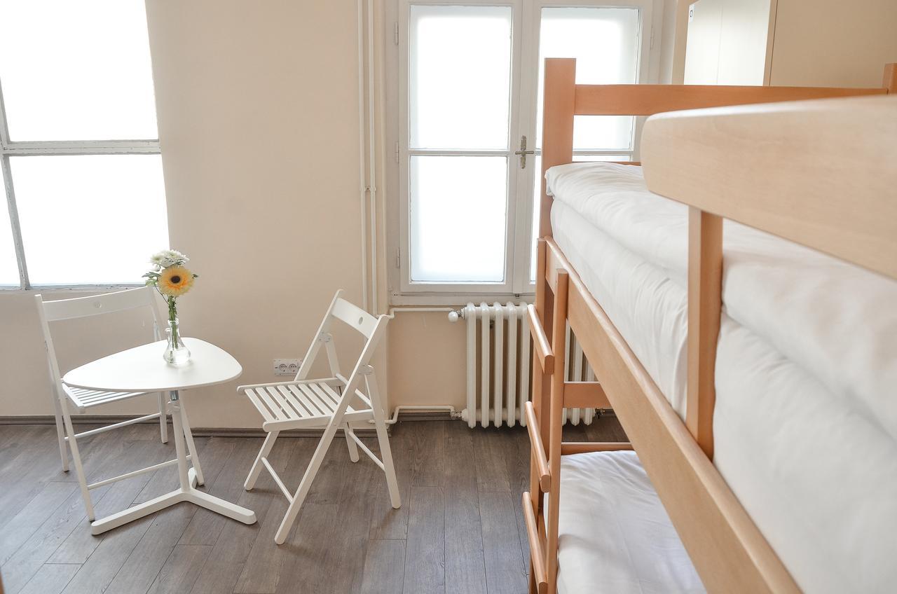 בלגרד Roommates Hostel מראה חיצוני תמונה