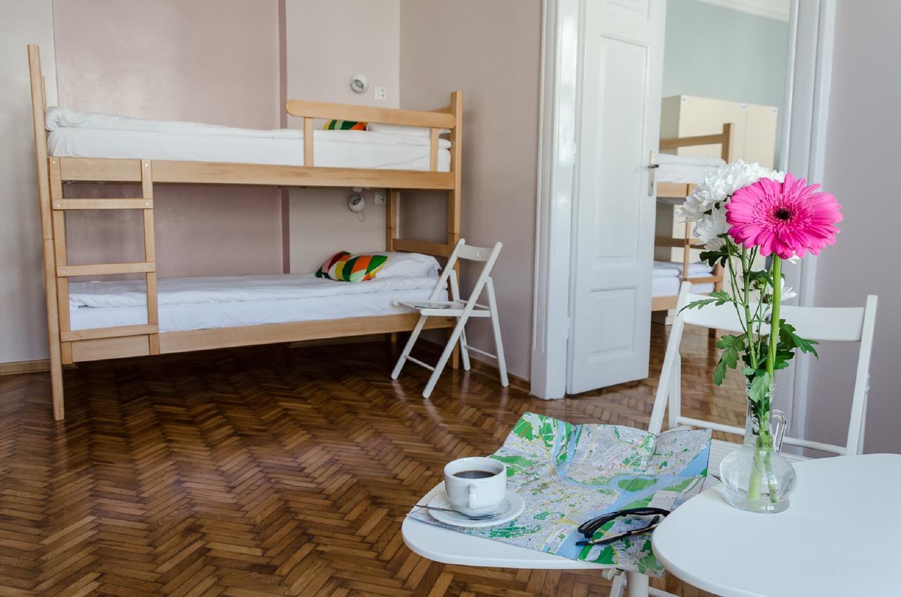 בלגרד Roommates Hostel מראה חיצוני תמונה