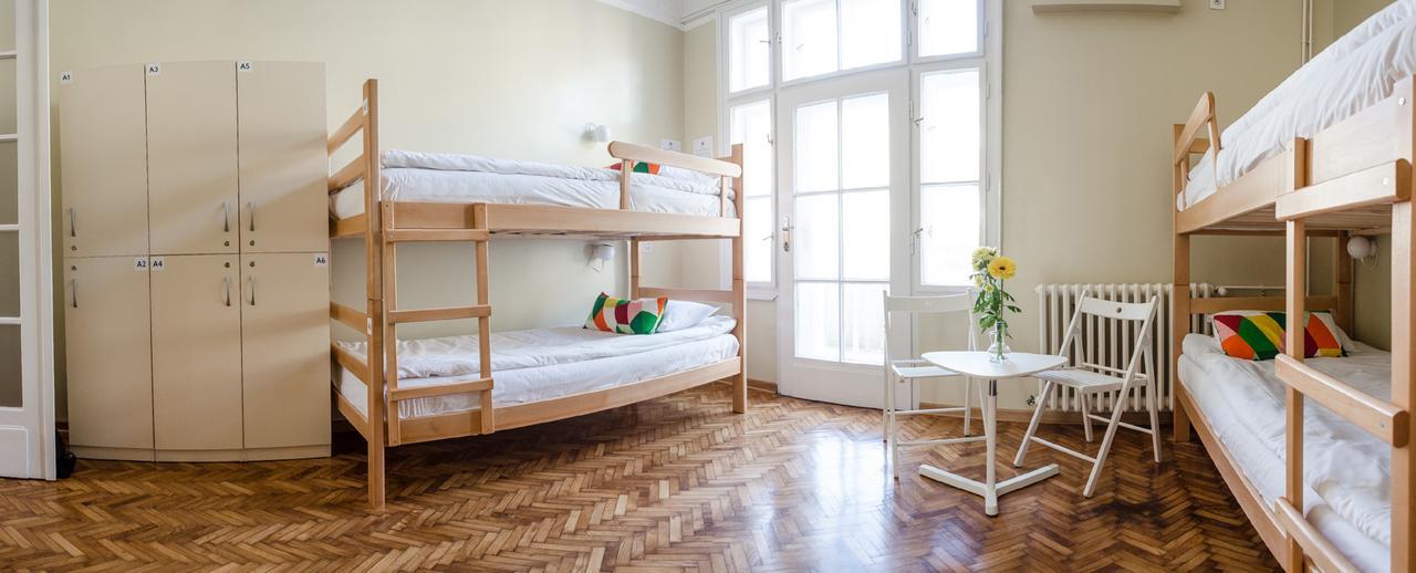 בלגרד Roommates Hostel מראה חיצוני תמונה